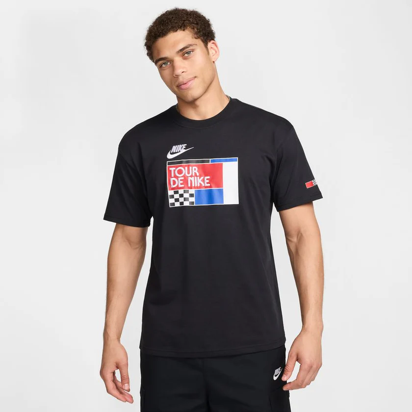 Camiseta Nike Sportswear “Tour de Nike” Masculina