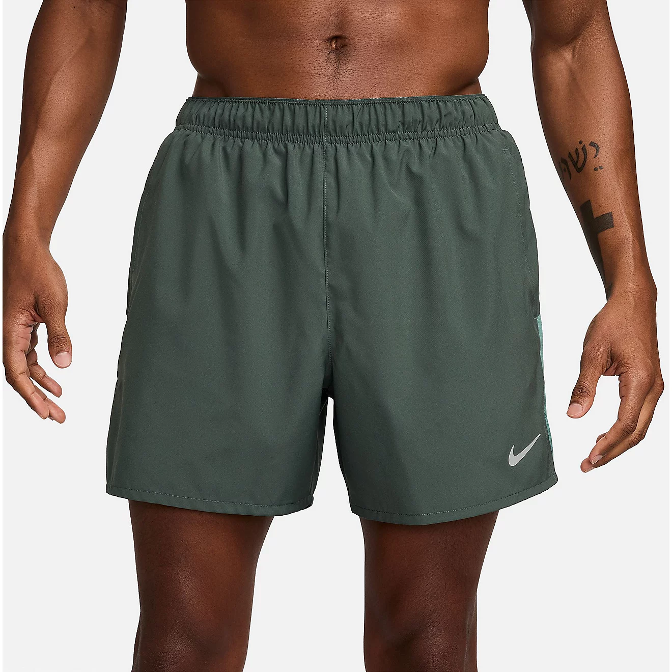 Shorts Nike Dri-FIT Challenger – Masculino